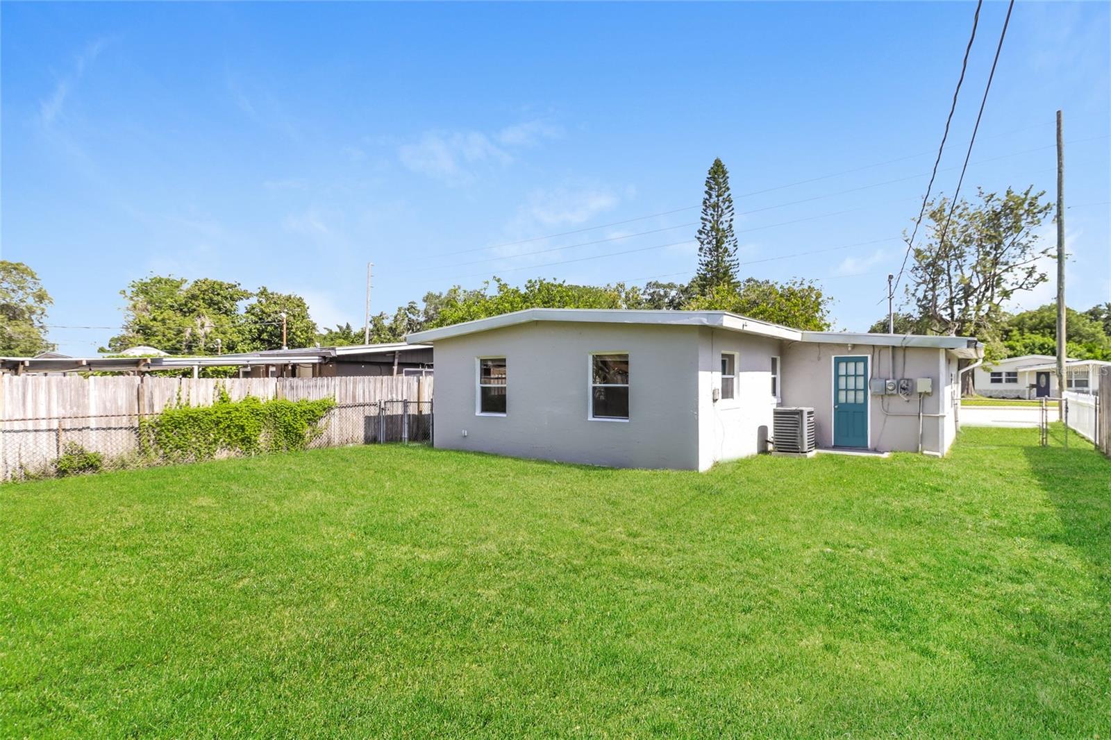 6464 82ND AVE N, PINELLAS PARK, FL, 33781