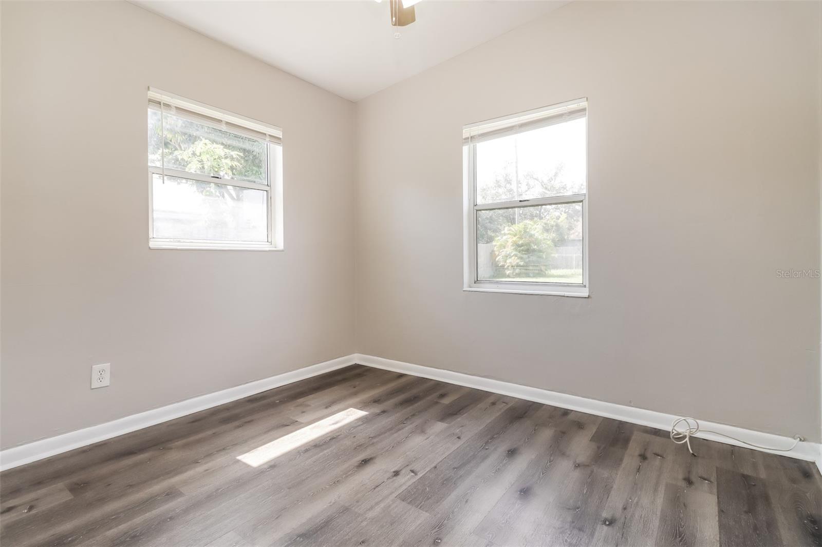 6464 82ND AVE N, PINELLAS PARK, FL, 33781