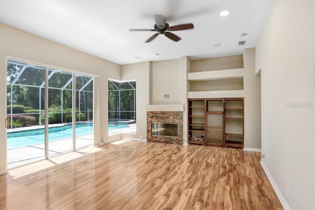 19106 AVENUE BAYONNES, LUTZ, FL, 33558