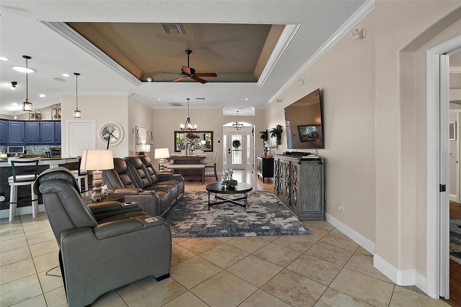 685 WINIFRED WAY, THE VILLAGES, FL, 32162