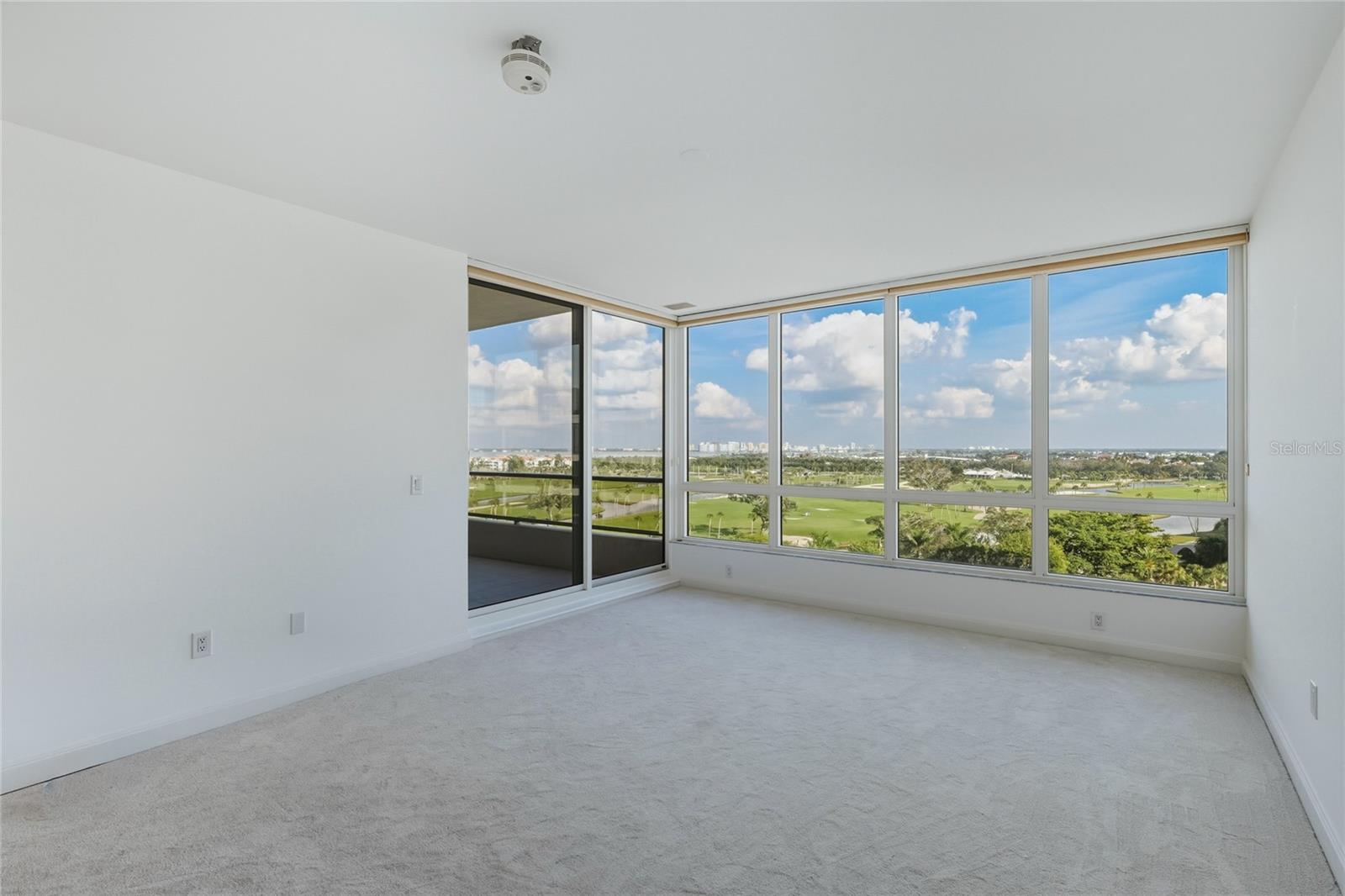 545 SANCTUARY DR #B806, LONGBOAT KEY, FL, 34228