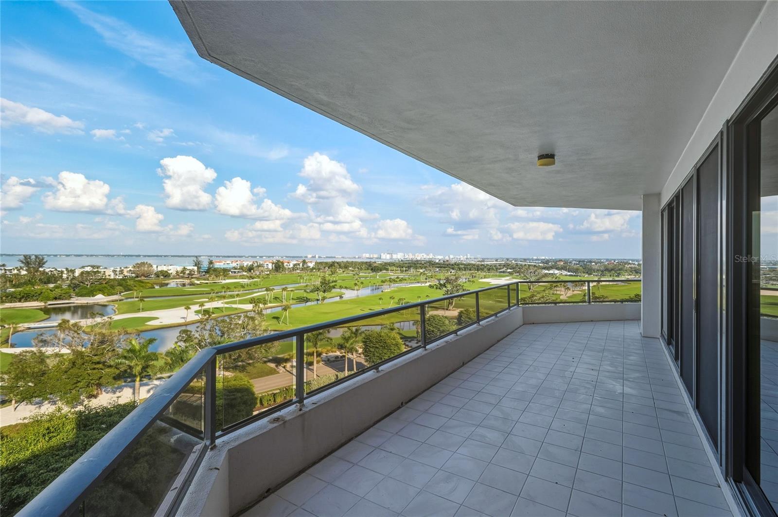 545 SANCTUARY DR #B806, LONGBOAT KEY, FL, 34228