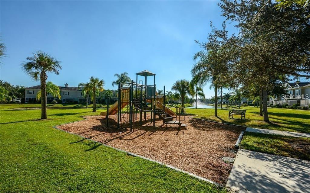7685 PLANTATION CIR #B, UNIVERSITY PARK, FL, 34201