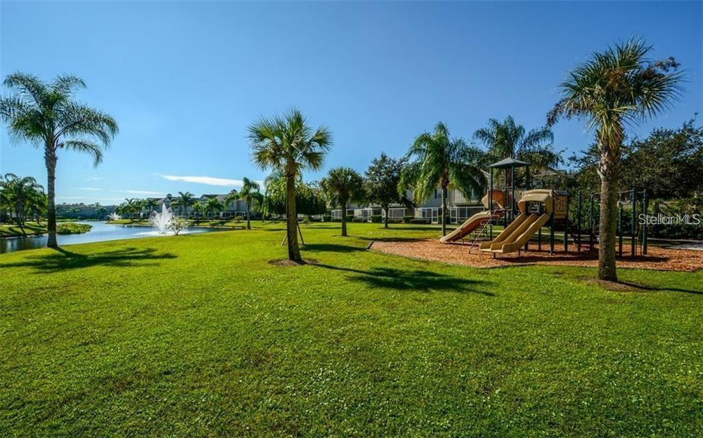 7685 PLANTATION CIR #B, UNIVERSITY PARK, FL, 34201