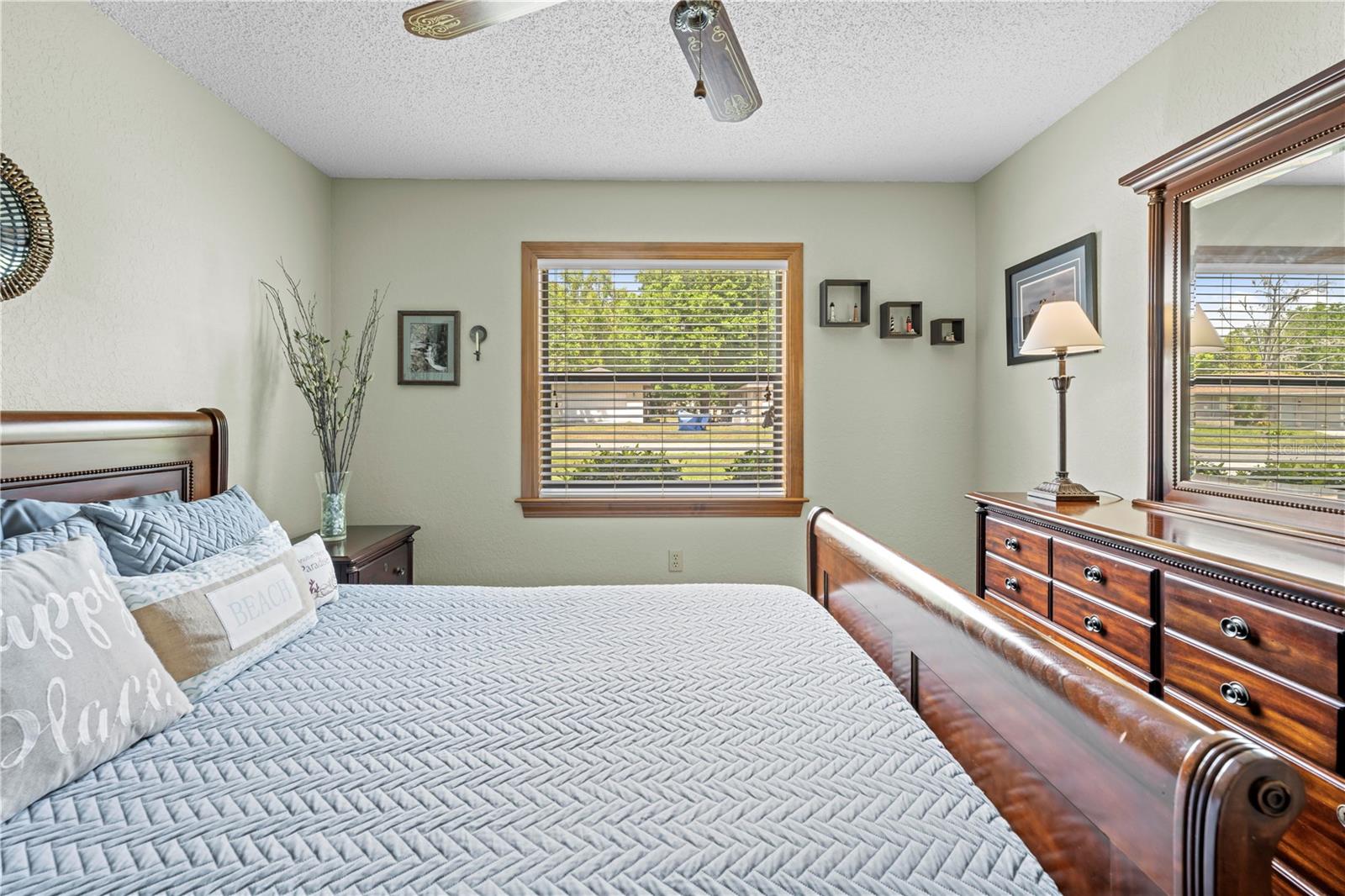 24076 RAGAN DR, BROOKSVILLE, FL, 34601