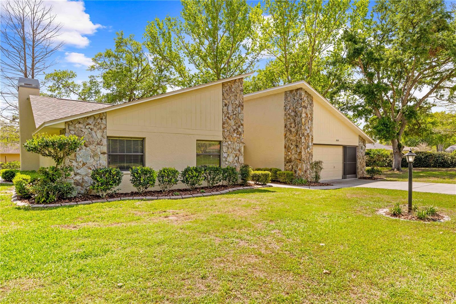 24076 RAGAN DR, BROOKSVILLE, FL, 34601