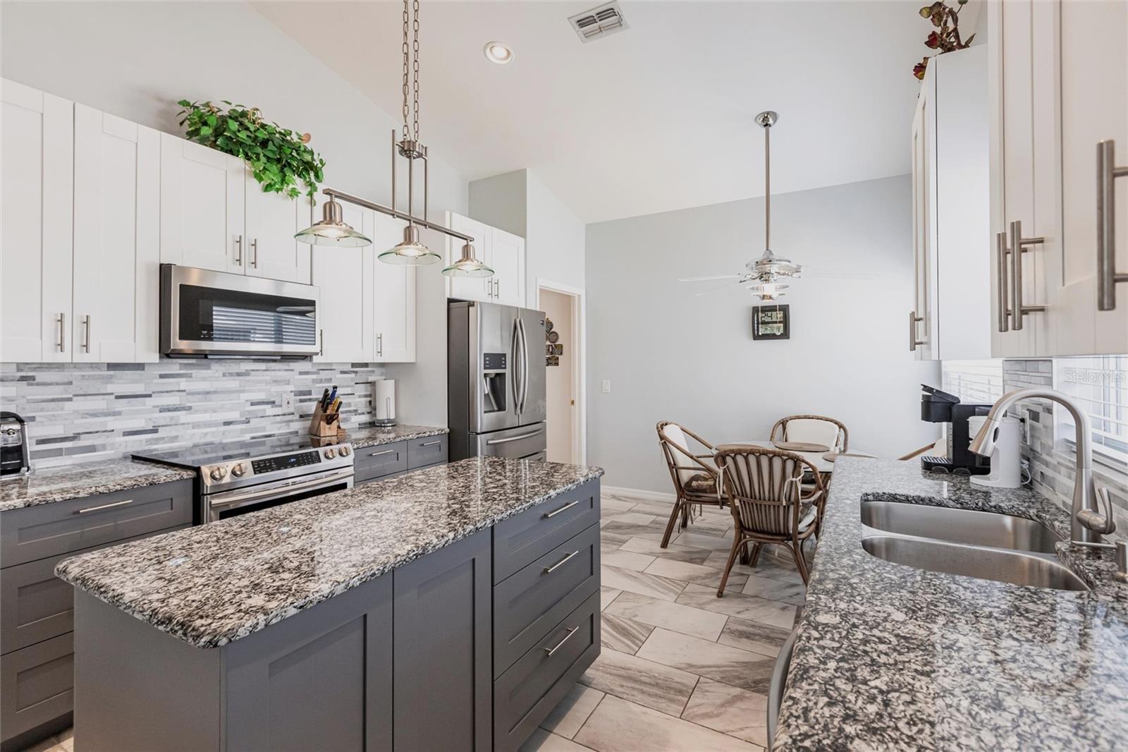 1872 BIRMINGHAM BLVD, PUNTA GORDA, FL, 33980