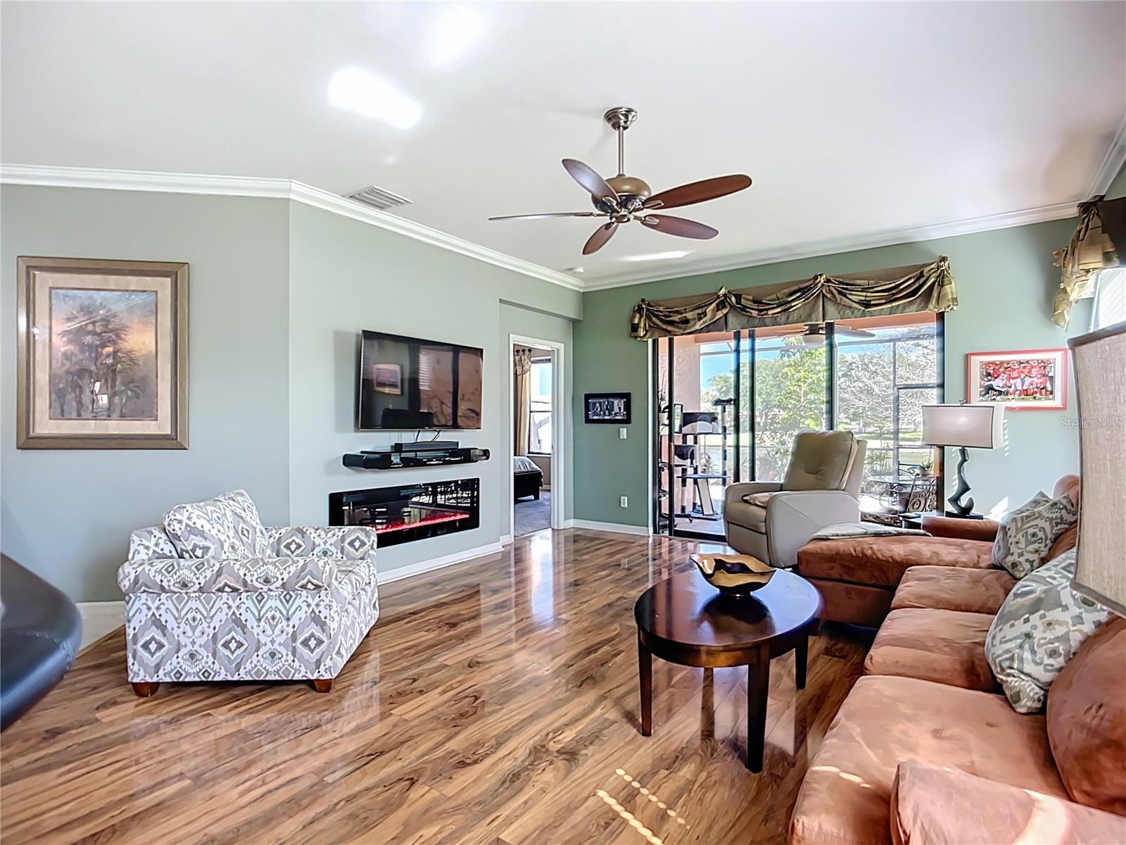 146 SHELL FALLS DR, APOLLO BEACH, FL, 33572