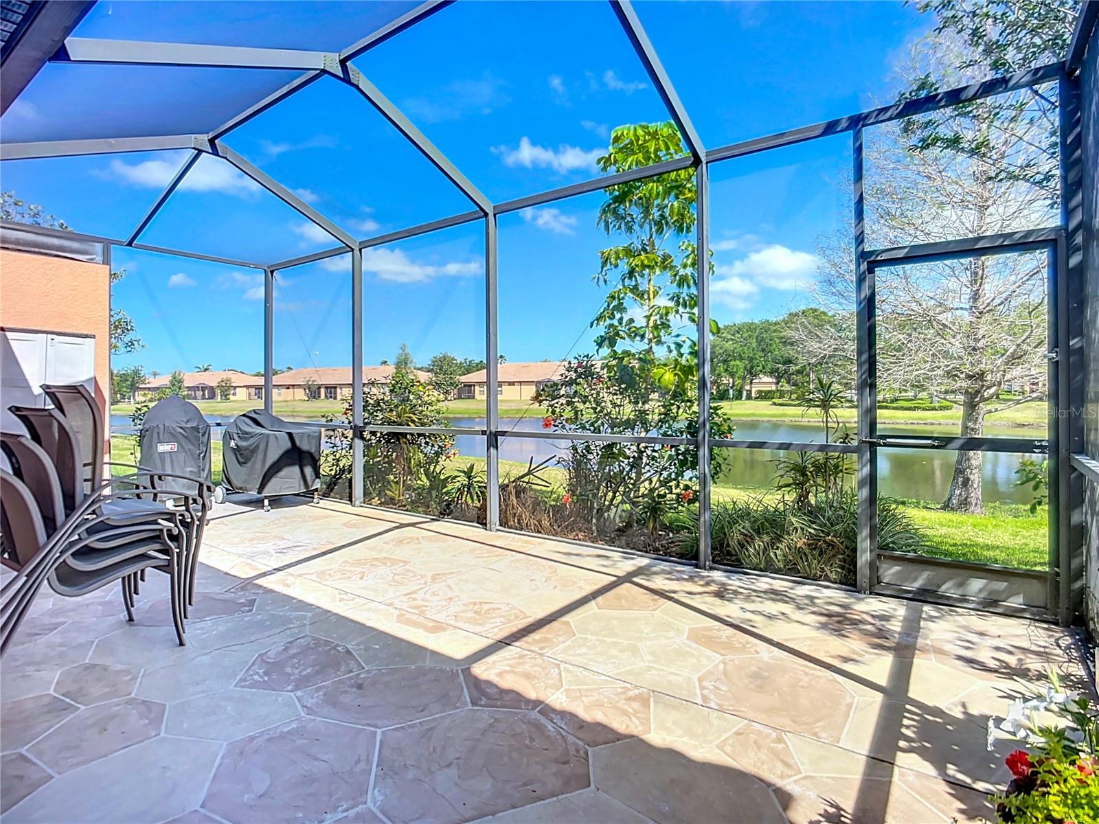 146 SHELL FALLS DR, APOLLO BEACH, FL, 33572