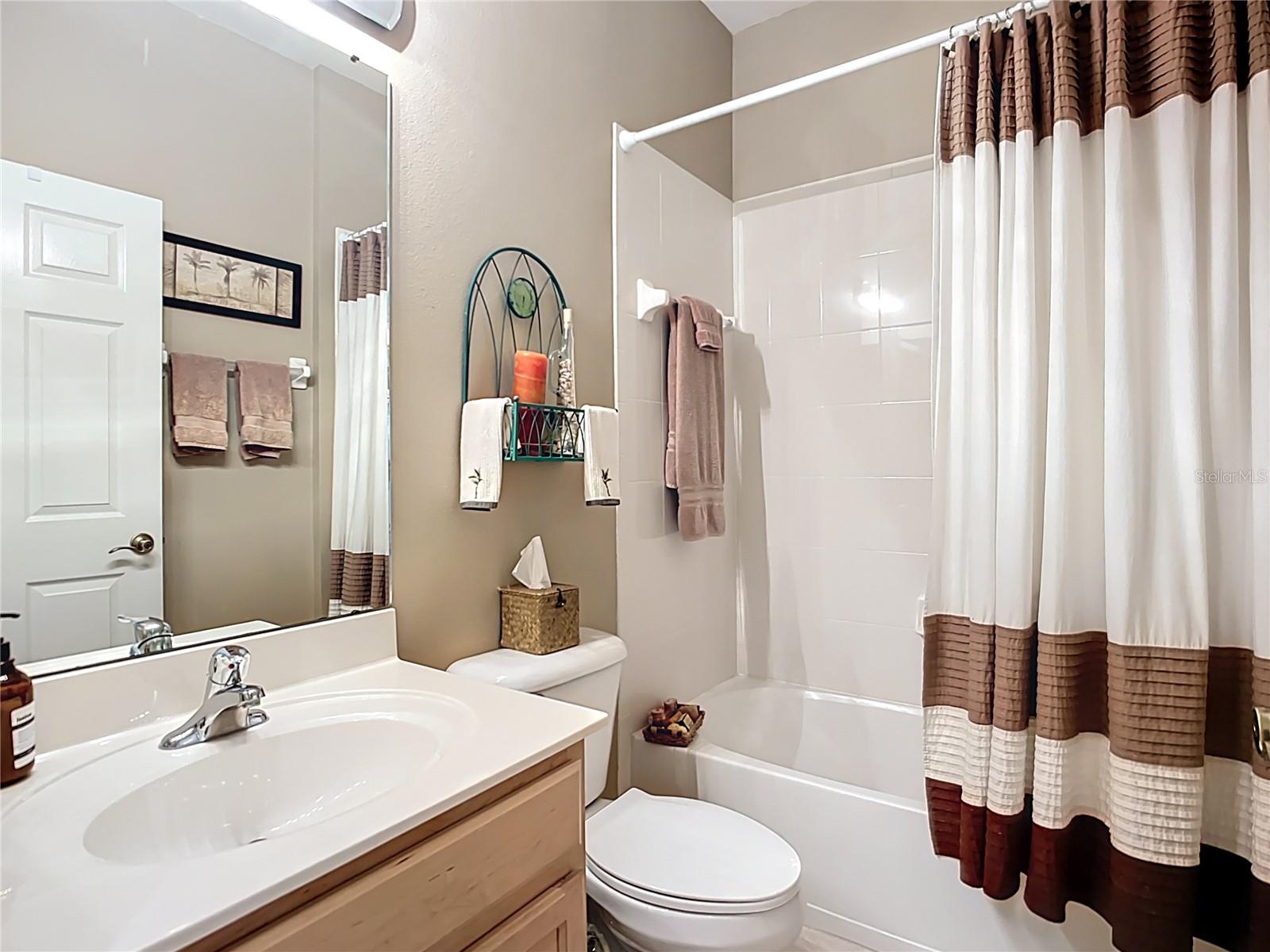 146 SHELL FALLS DR, APOLLO BEACH, FL, 33572