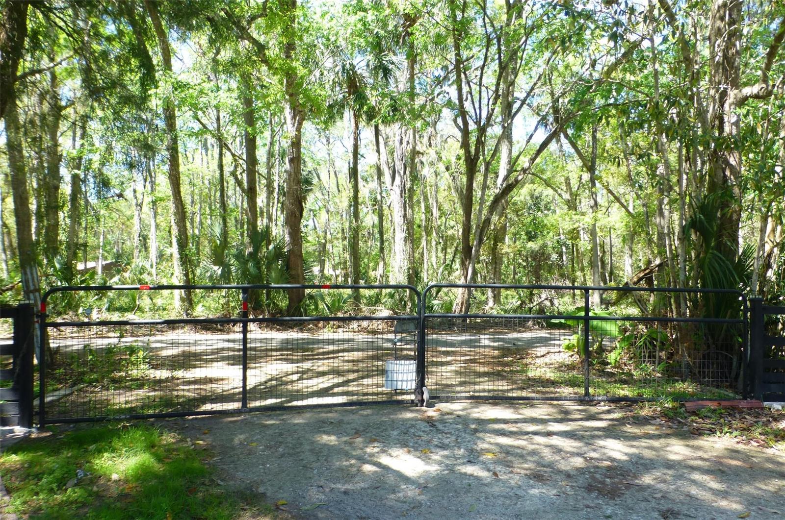 8896 W WHITE DOGWOOD DR, HOMOSASSA, FL, 34448