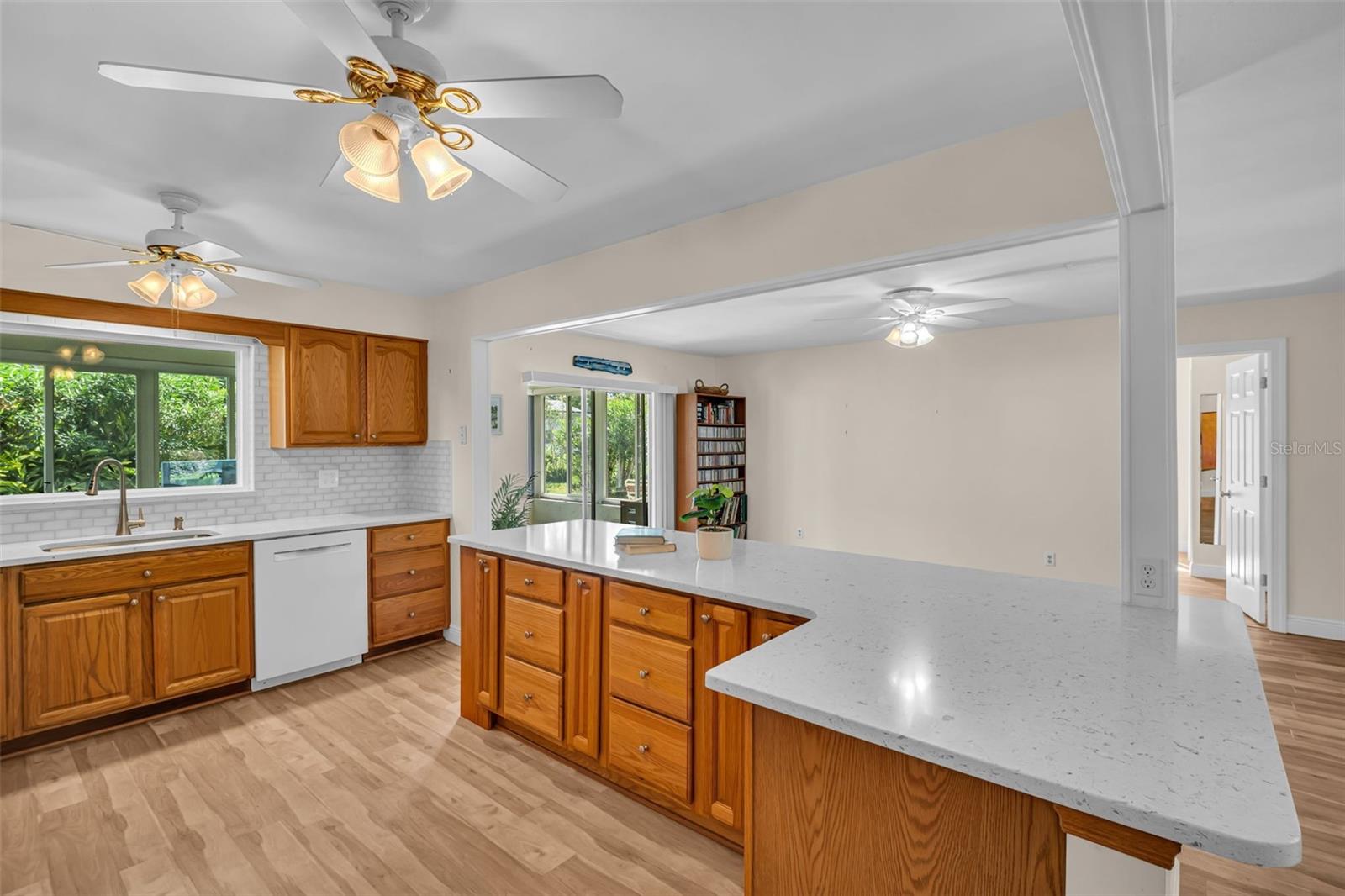 2814 LOMOND DR, PALM HARBOR, FL, 34684