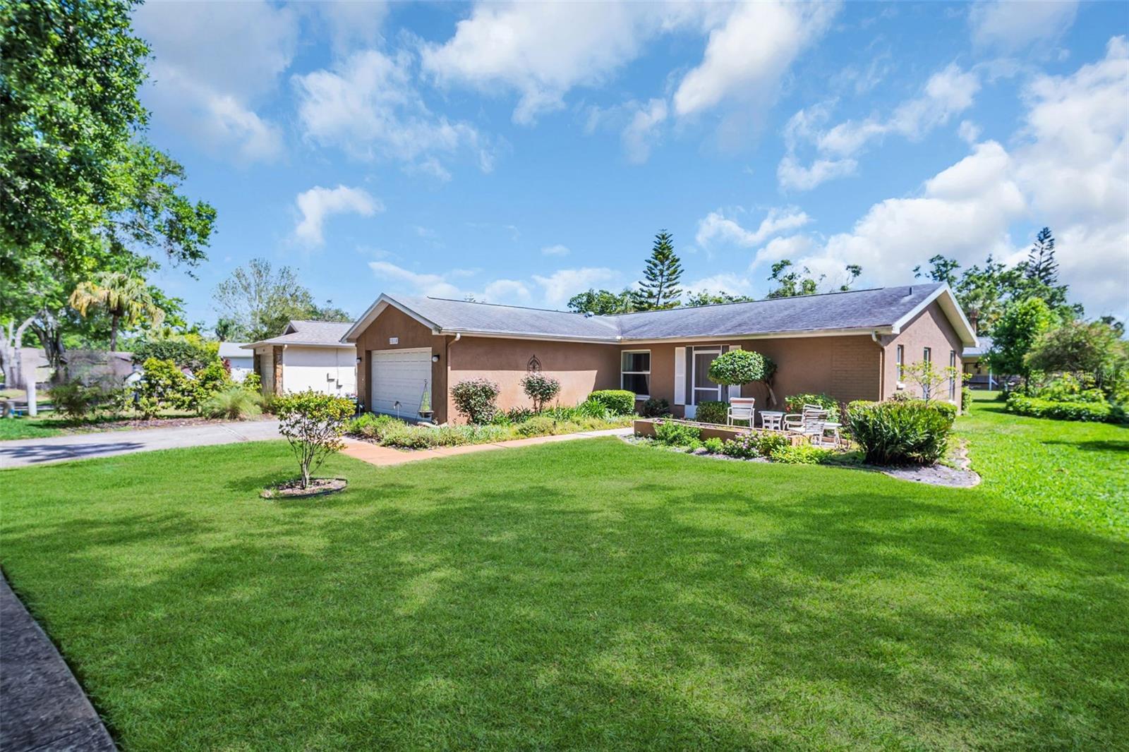 2814 LOMOND DR, PALM HARBOR, FL, 34684