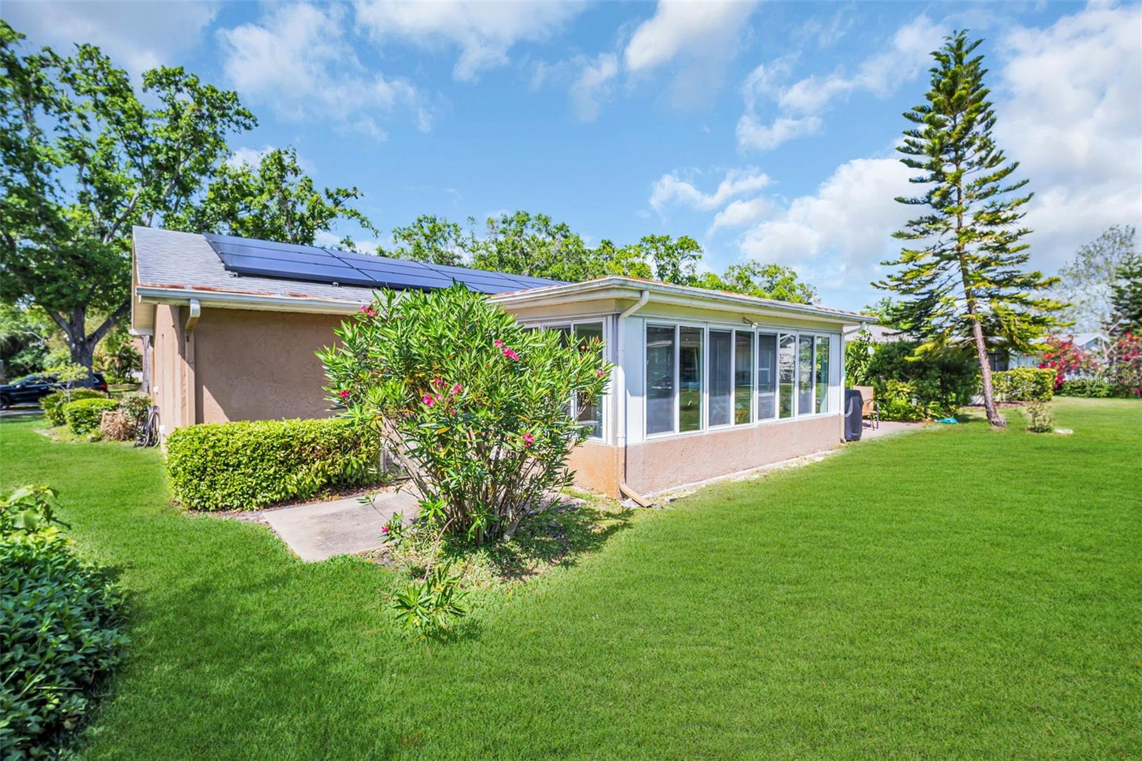 2814 LOMOND DR, PALM HARBOR, FL, 34684