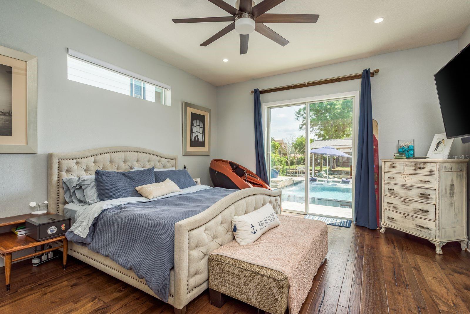 182 E CANAL DR, PALM HARBOR, FL, 34684