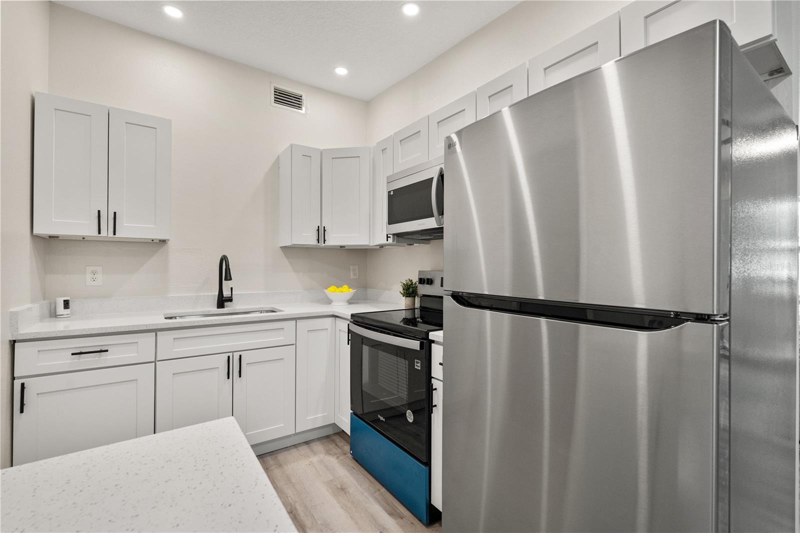 101 W WALLACE ST, ORLANDO, FL, 32809