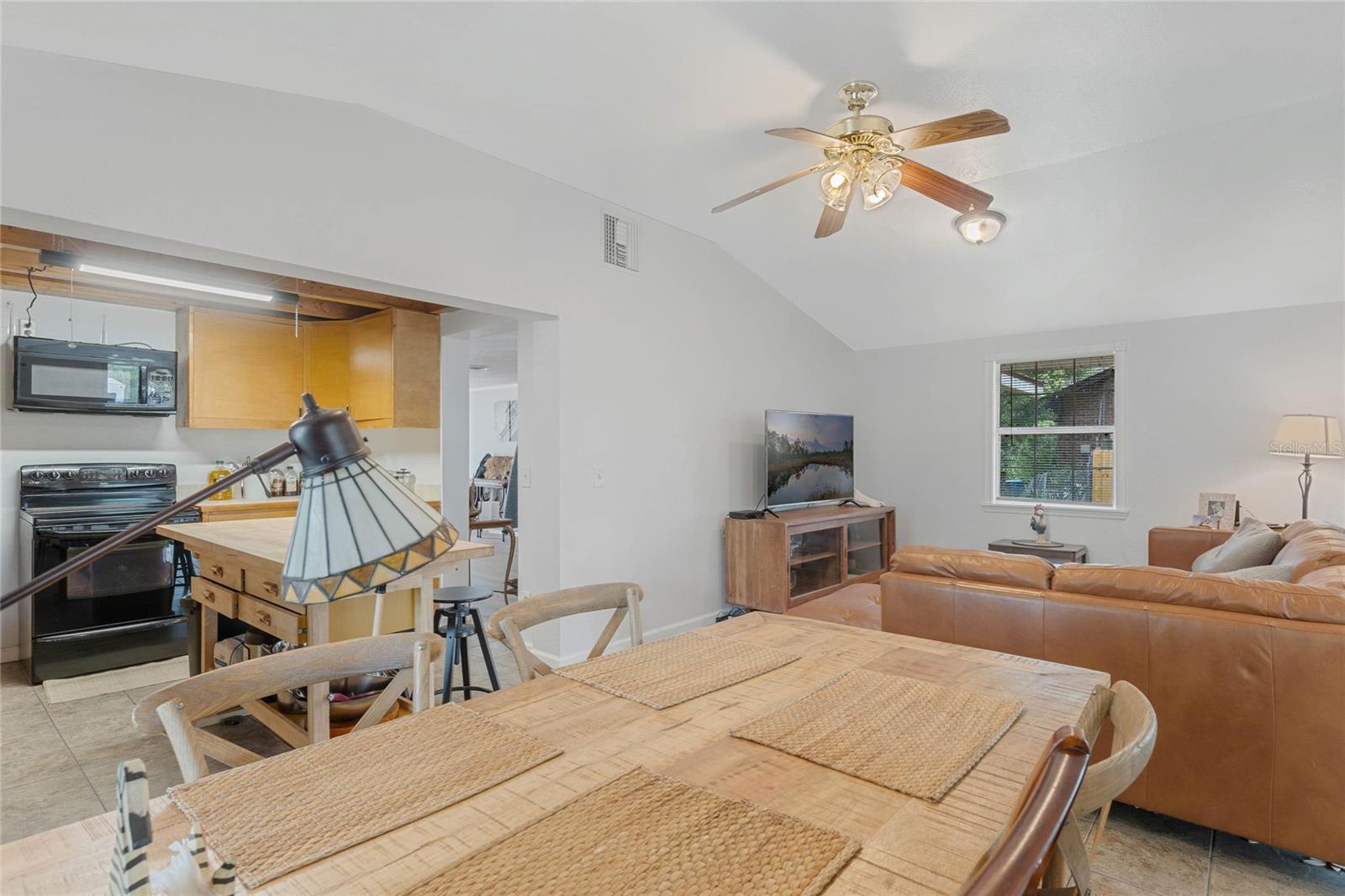 931 DENNIS AVE, ORLANDO, FL, 32807