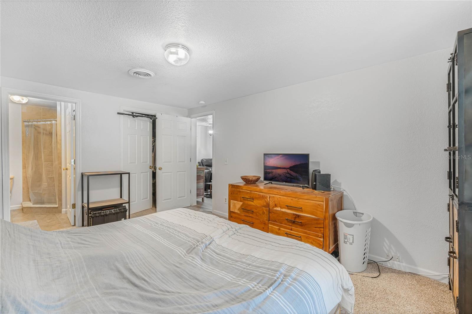 931 DENNIS AVE, ORLANDO, FL, 32807