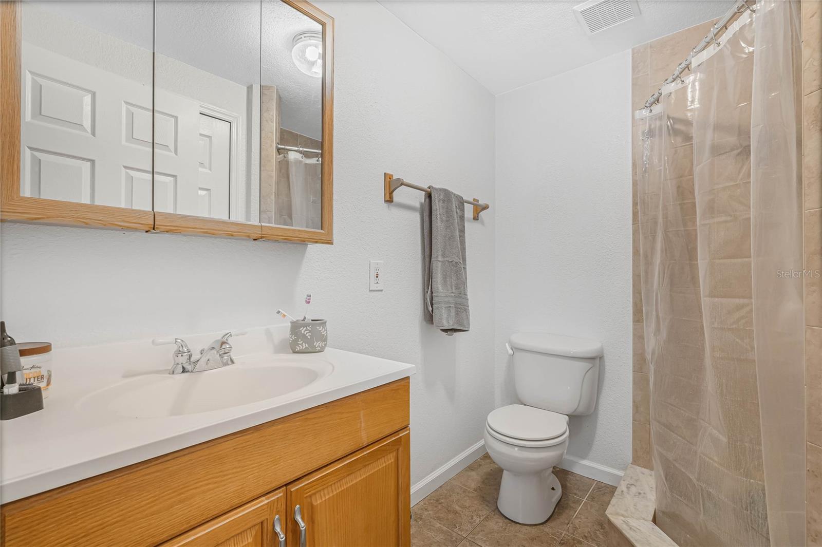 931 DENNIS AVE, ORLANDO, FL, 32807