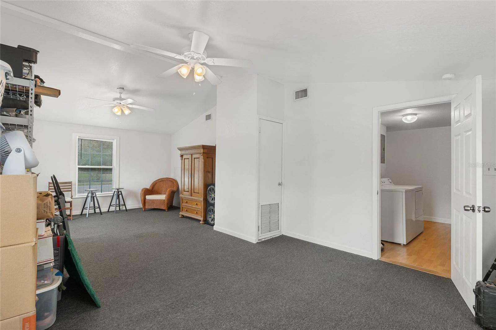 931 DENNIS AVE, ORLANDO, FL, 32807