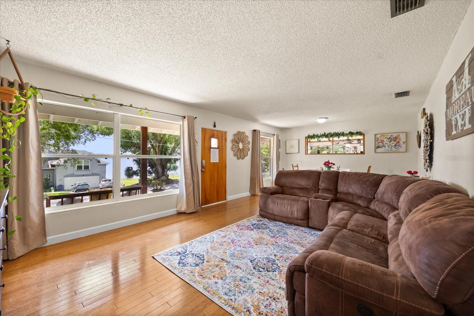 7115 LAKE OLA DR, MOUNT DORA, FL, 32757
