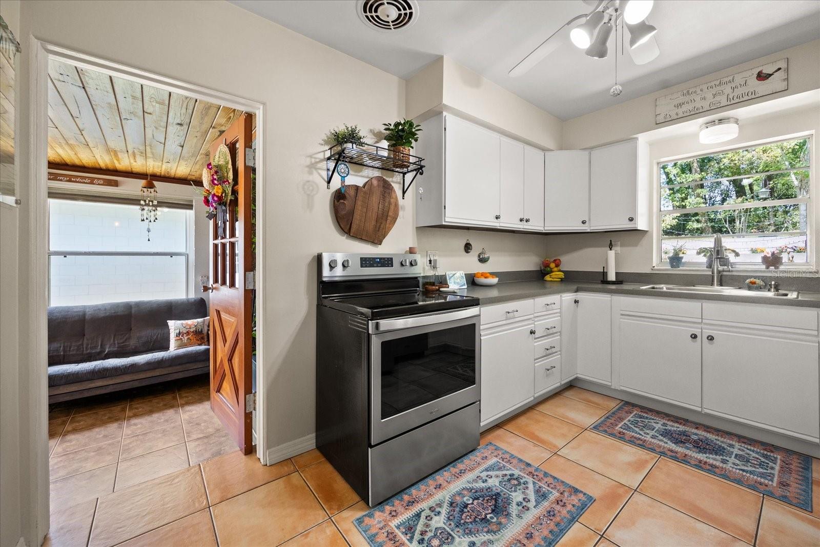 7115 LAKE OLA DR, MOUNT DORA, FL, 32757