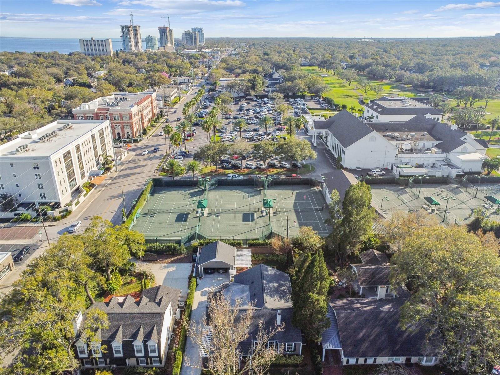 2815 W ESTRELLA ST, TAMPA, FL, 33629