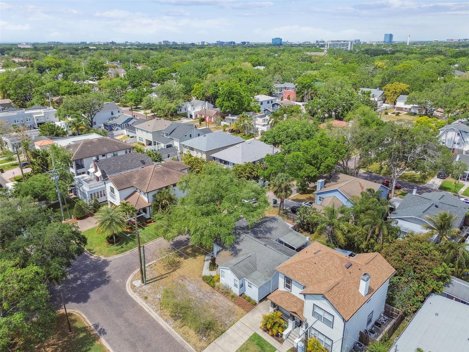 2815 W ESTRELLA ST, TAMPA, FL, 33629