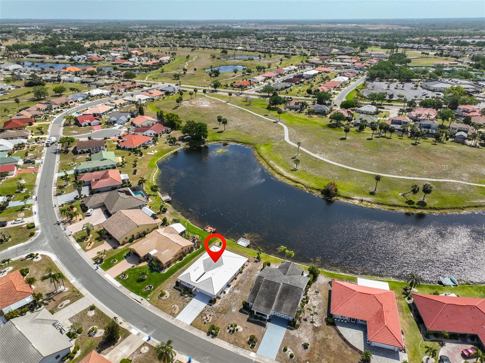 1806 WOLF LAUREL DR, SUN CITY CENTER, FL, 33573