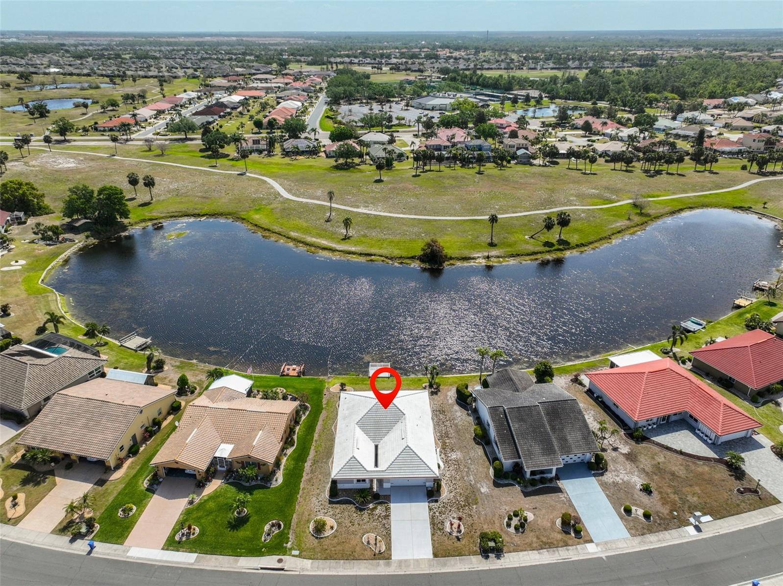 1806 WOLF LAUREL DR, SUN CITY CENTER, FL, 33573