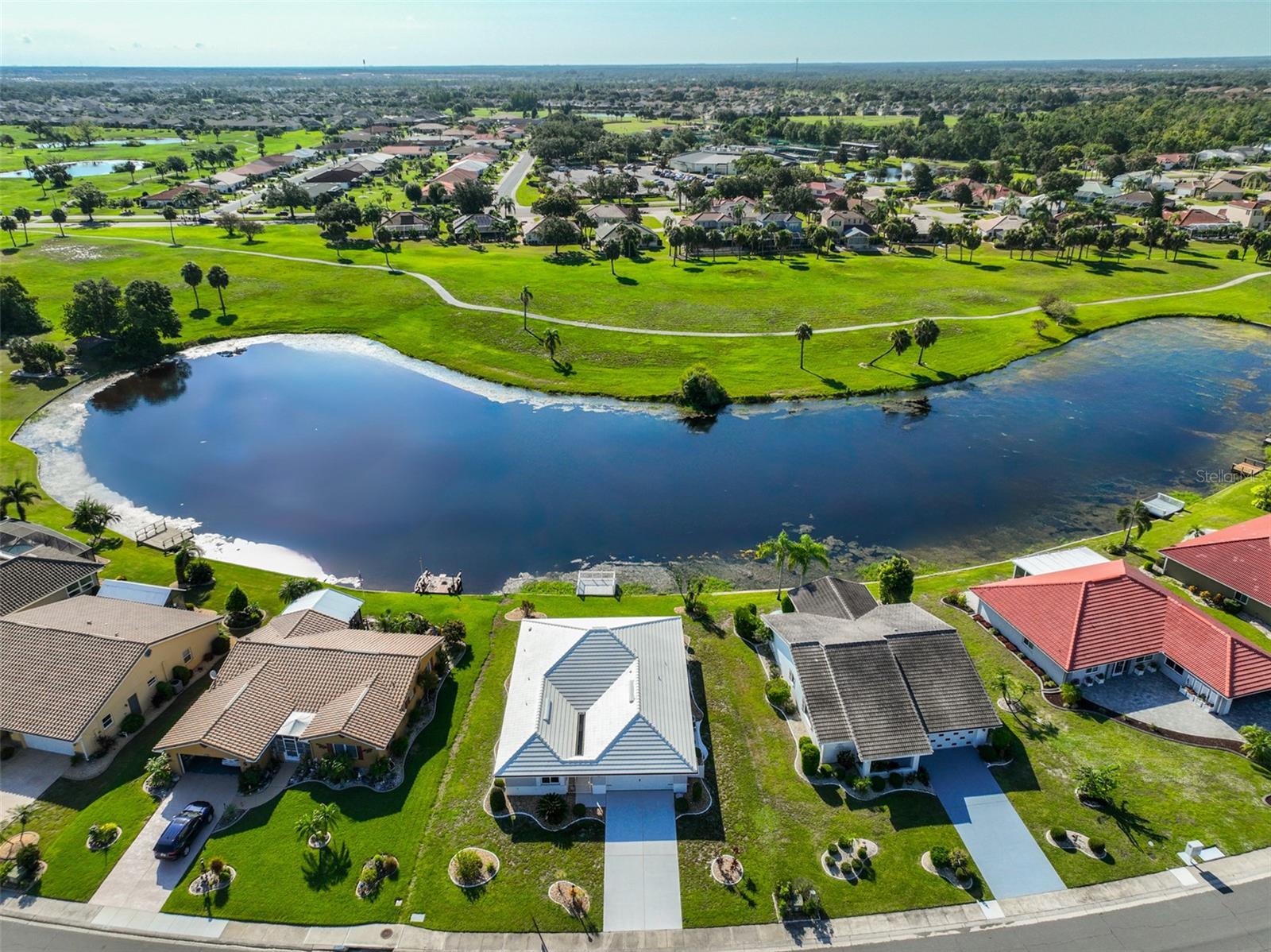 1806 WOLF LAUREL DR, SUN CITY CENTER, FL, 33573