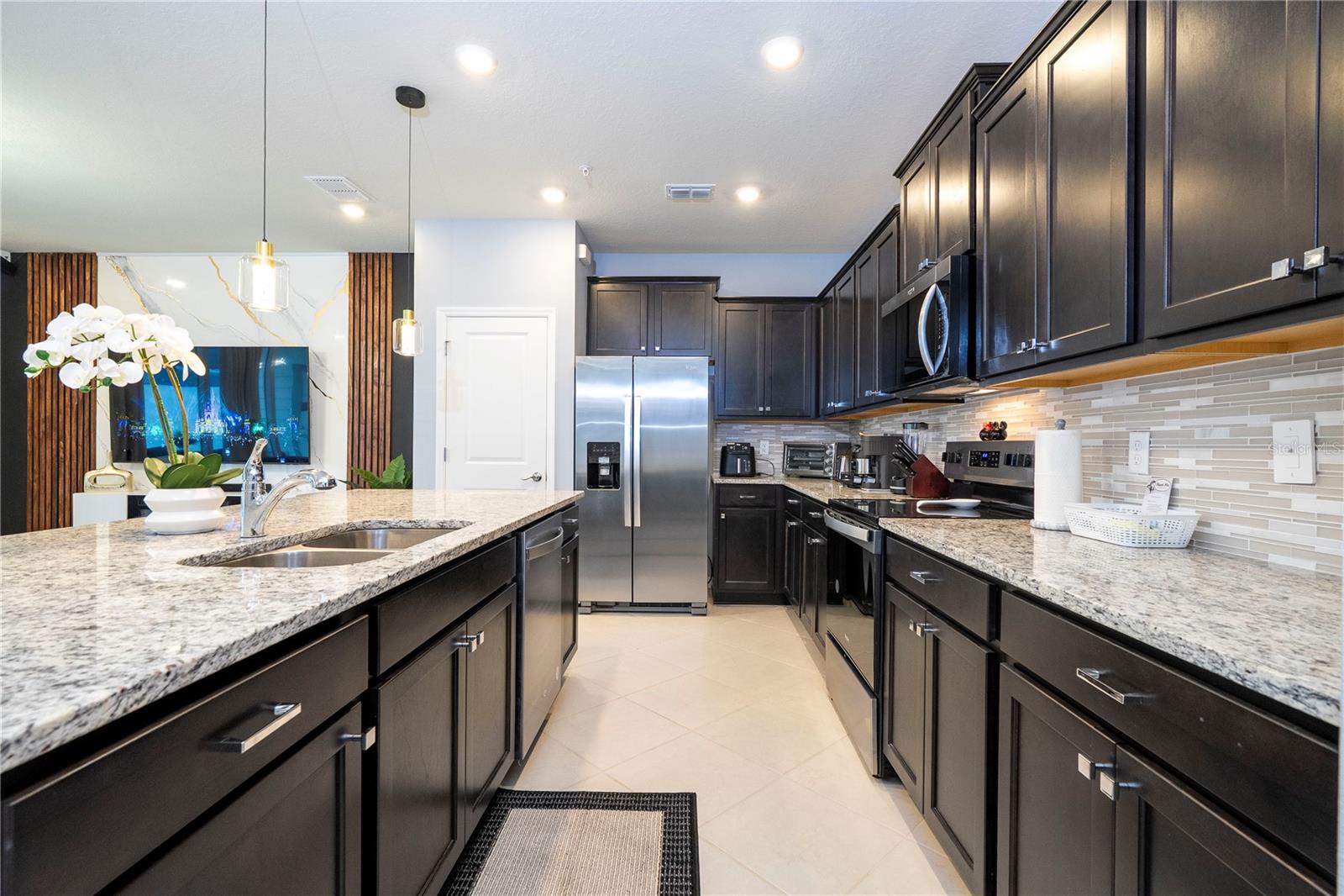 16061 BLUE WAVE WAY, CLERMONT, FL, 34714