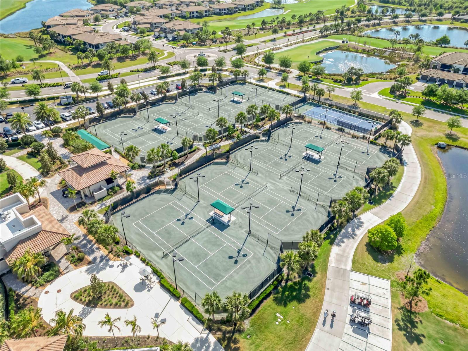 5664 PALMER CIR #102, BRADENTON, FL, 34211