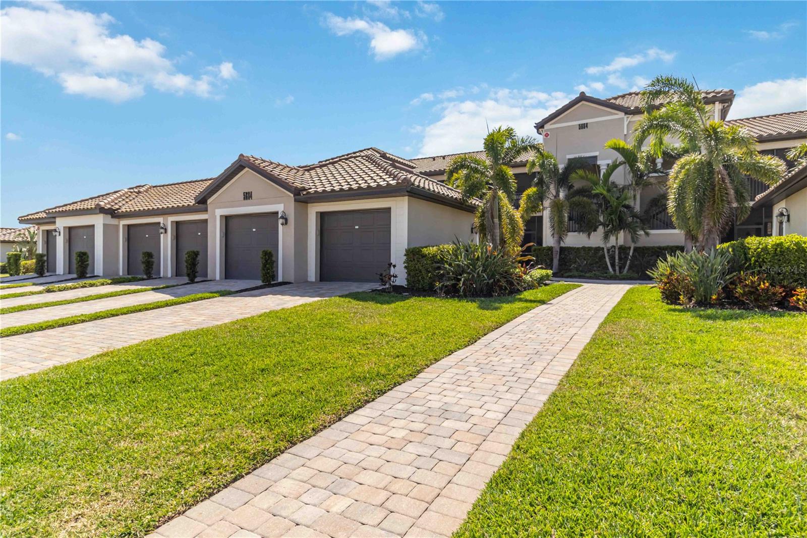 5664 PALMER CIR #102, BRADENTON, FL, 34211