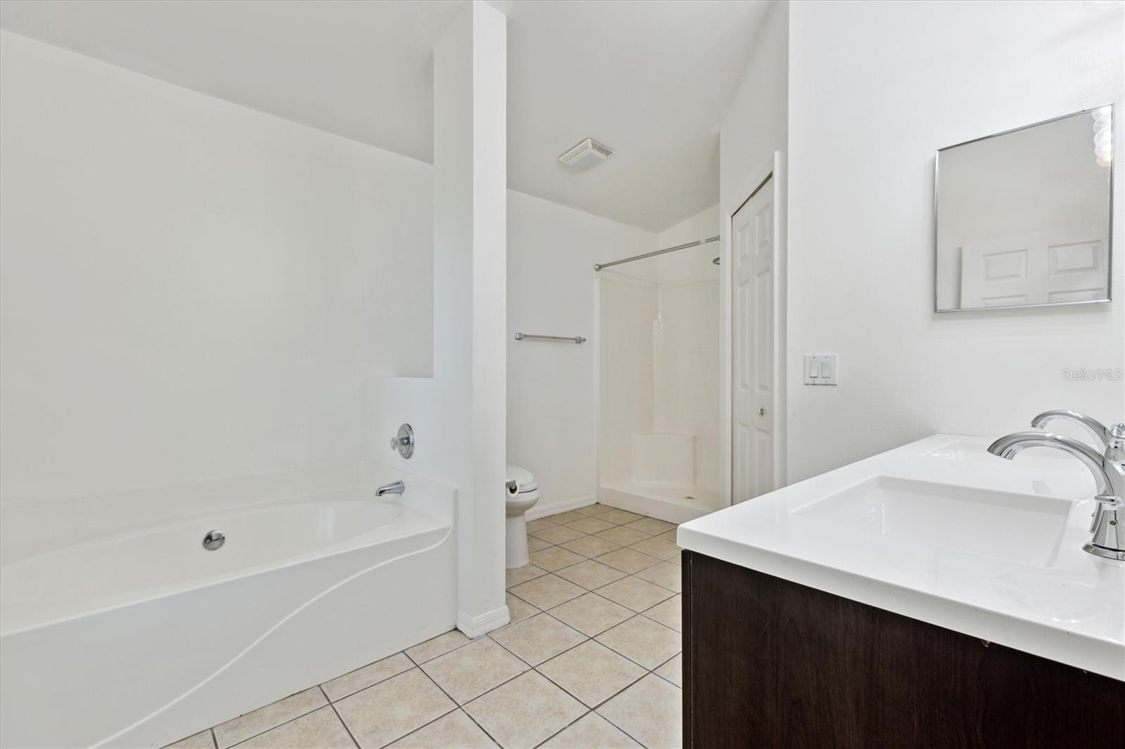 610 WICKHAM LAKES DR, MELBOURNE, FL, 32940