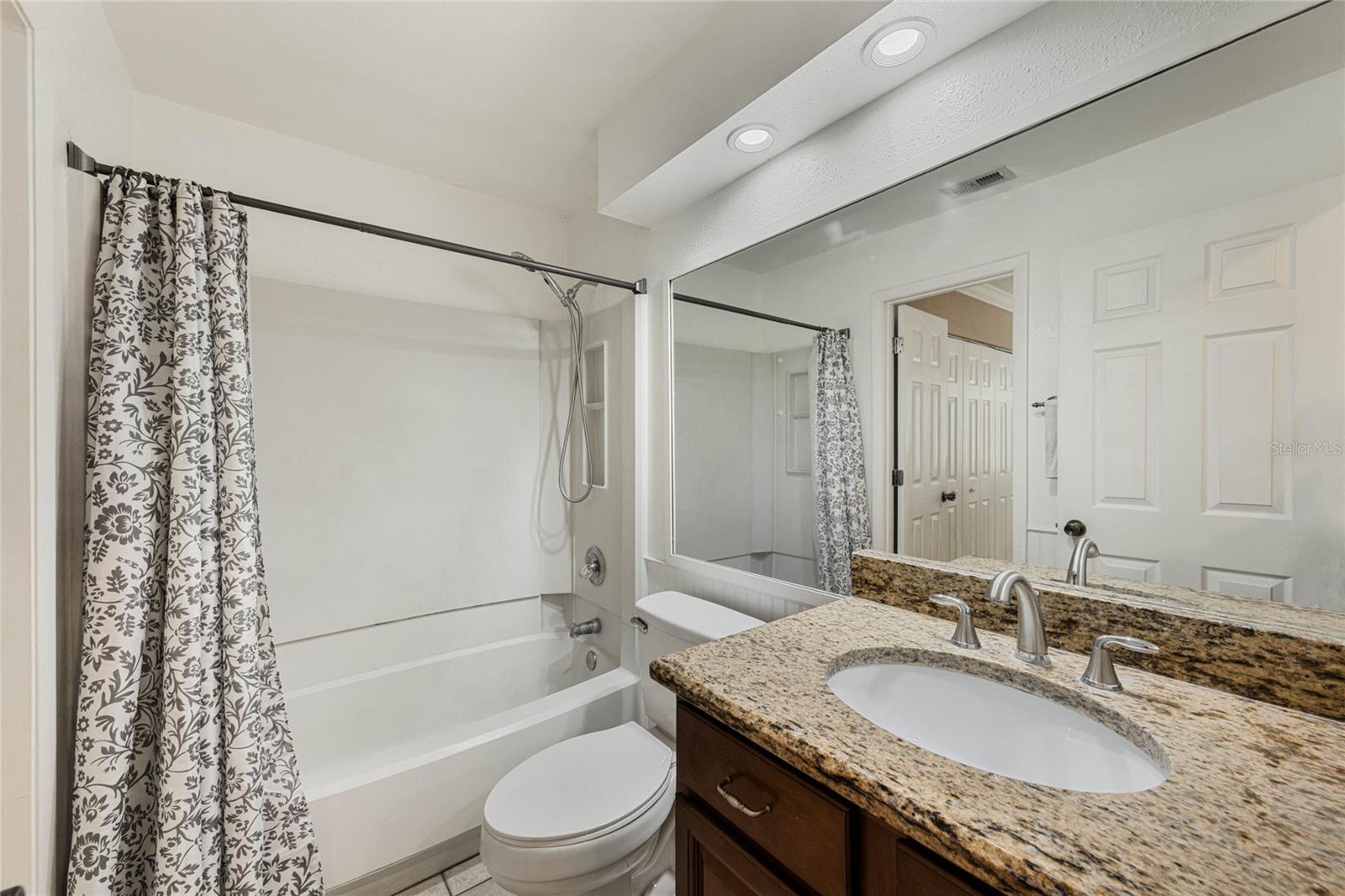 572 BRECKENRIDGE VLG #102, ALTAMONTE SPRINGS, FL, 32714