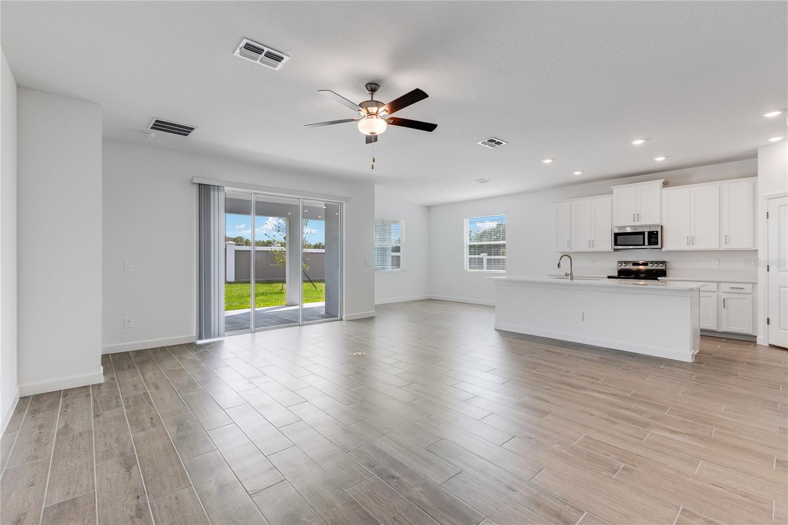 31764 GRIFFIN SANDS LN, SAN ANTONIO, FL, 33576