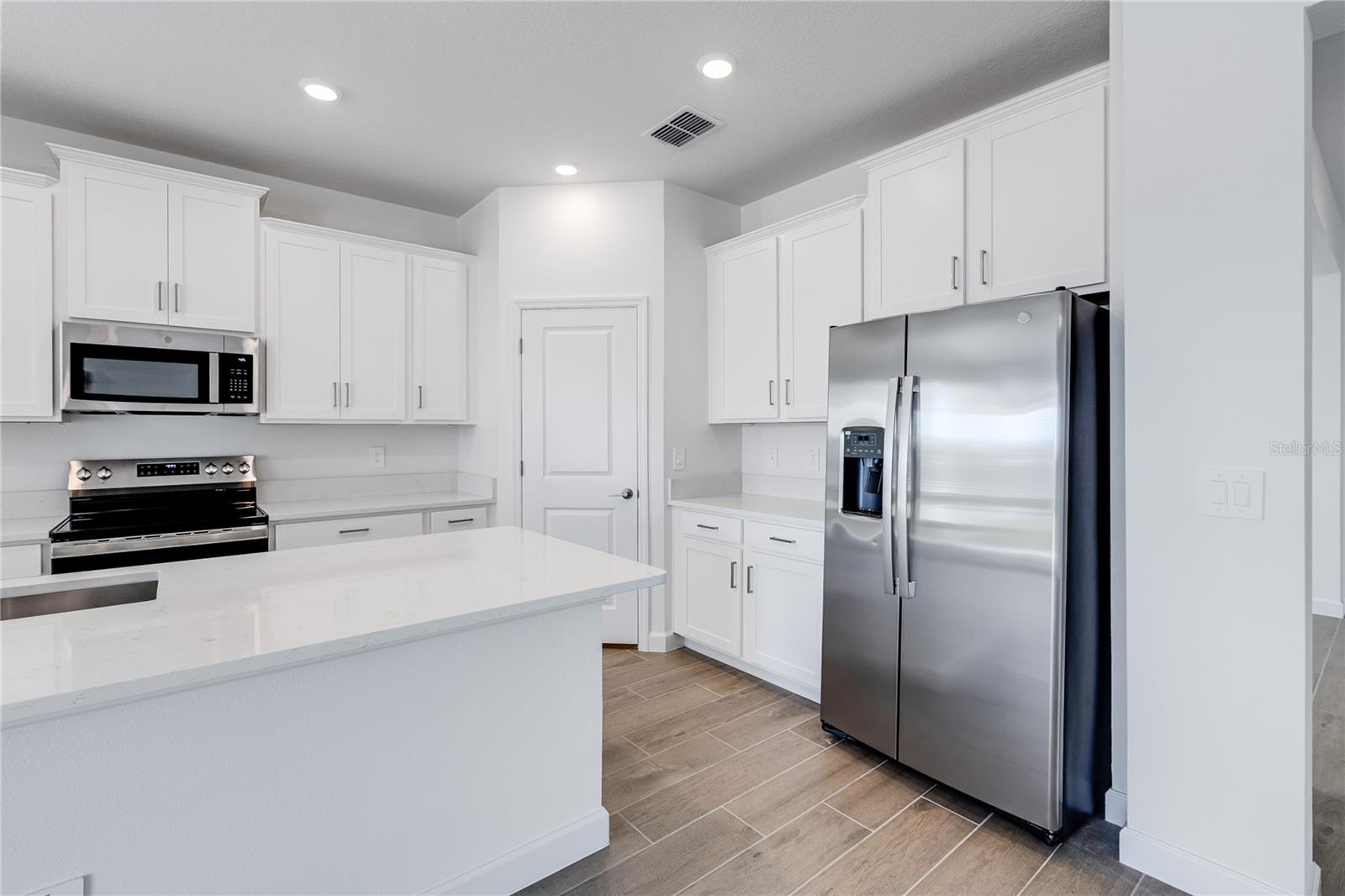 31764 GRIFFIN SANDS LN, SAN ANTONIO, FL, 33576