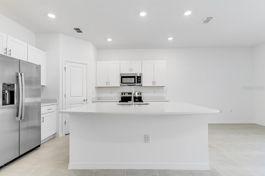 142 RIVER FRONT WAY, EDGEWATER, FL, 32141