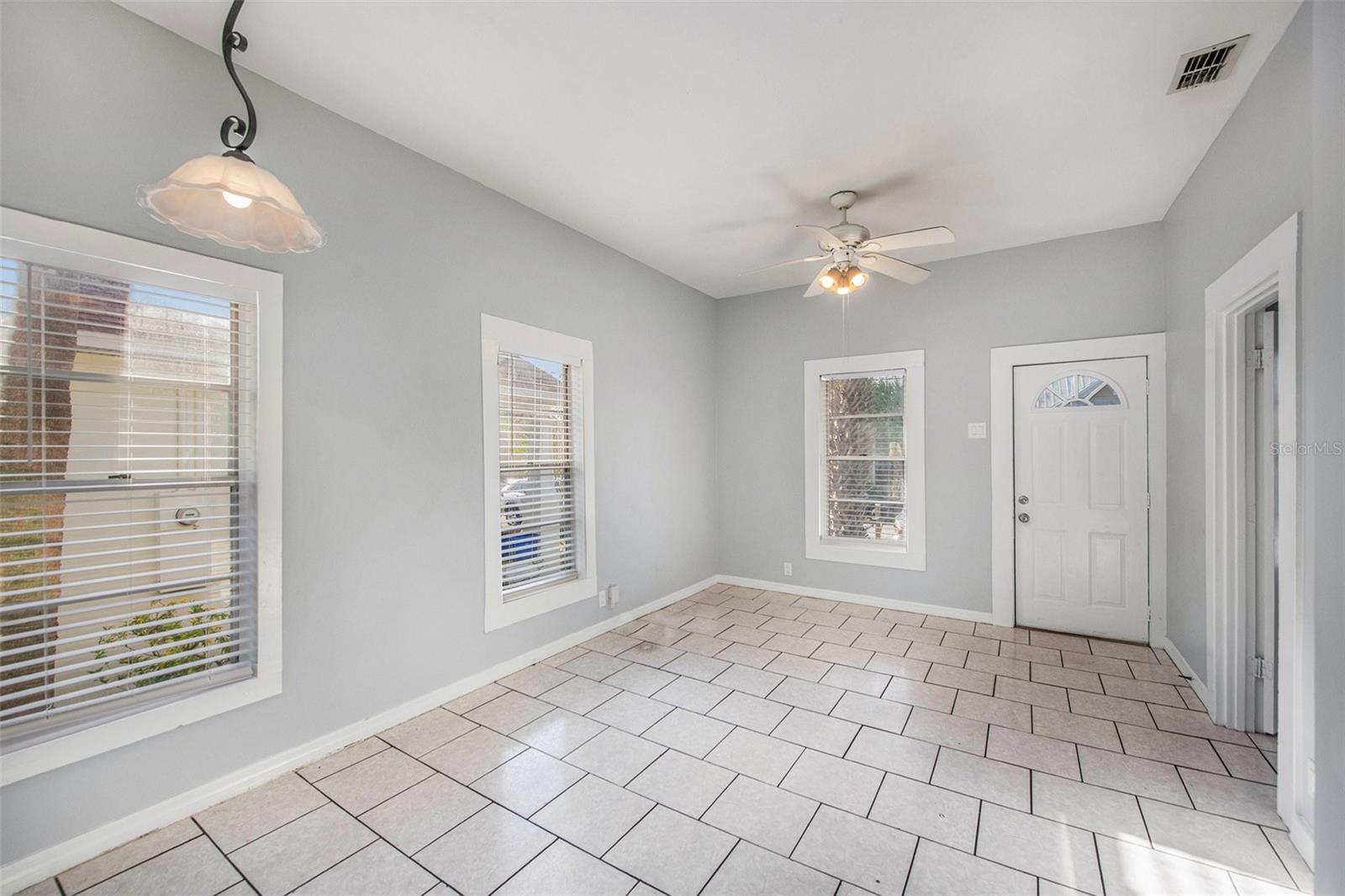 2317 W CHESTNUT ST, TAMPA, FL, 33607