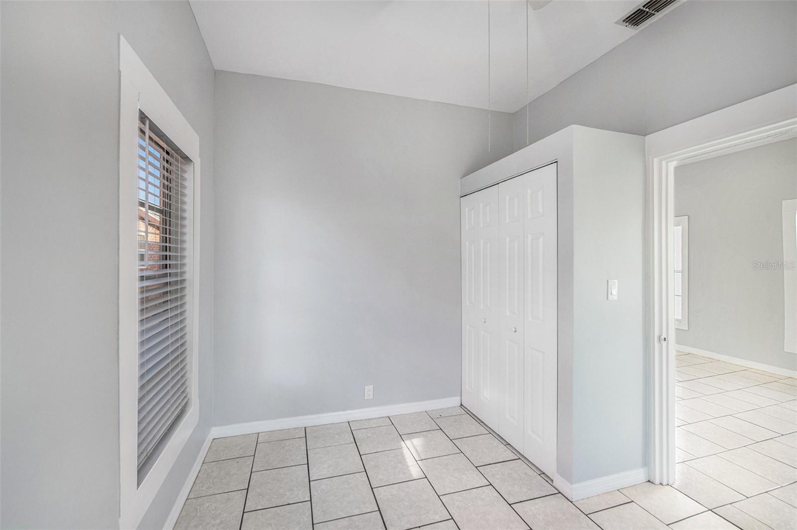 2317 W CHESTNUT ST, TAMPA, FL, 33607