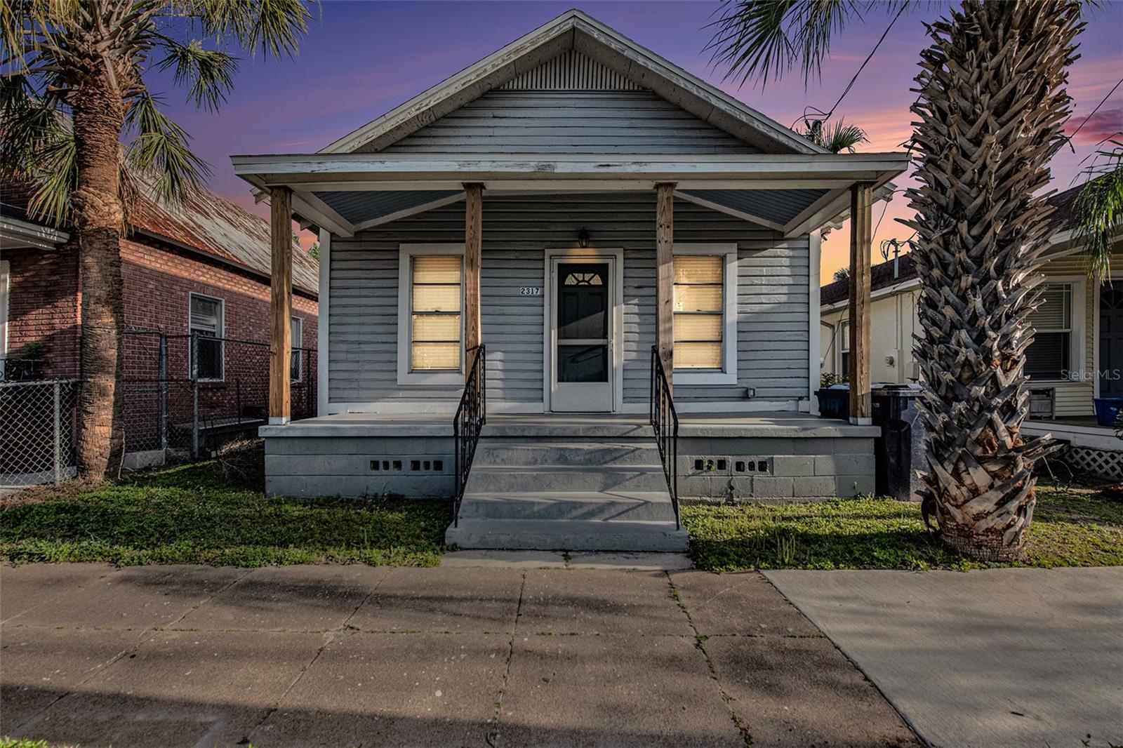 2317 W CHESTNUT ST, TAMPA, FL, 33607