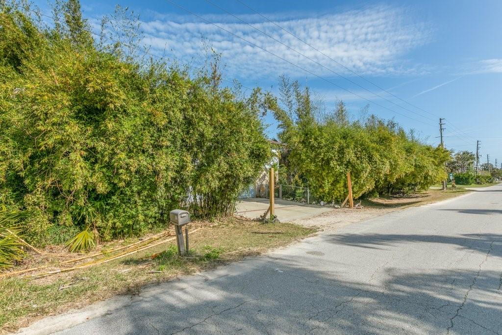 25 ARMAND BEACH DR, PALM COAST, FL, 32137