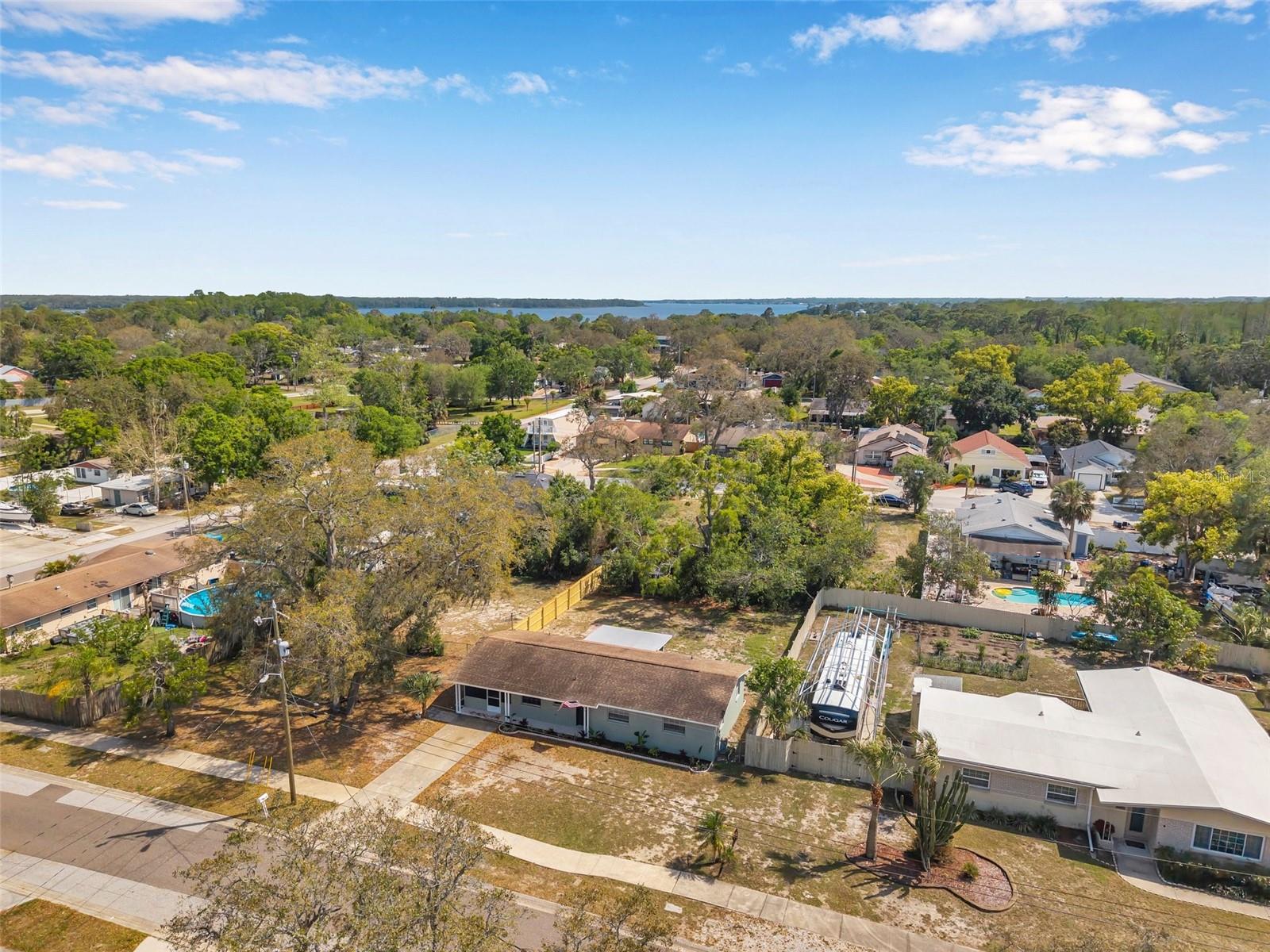 1216 E LEMON ST, TARPON SPRINGS, FL, 34689