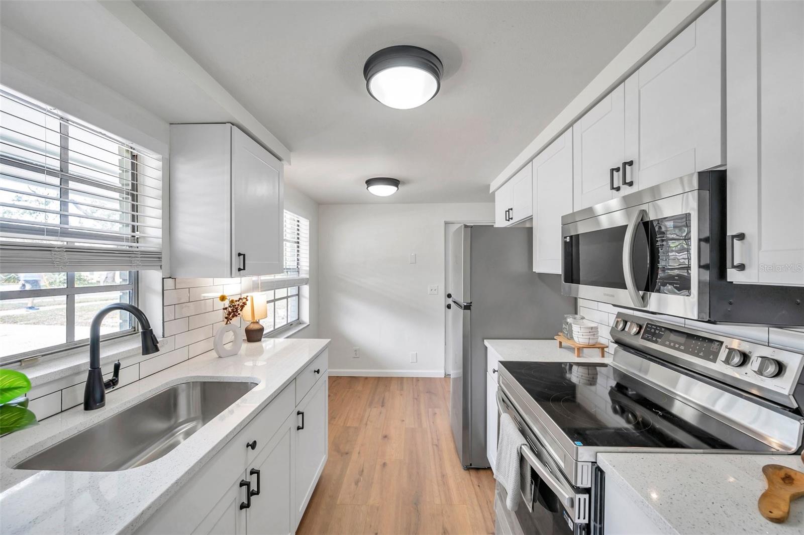 1216 E LEMON ST, TARPON SPRINGS, FL, 34689