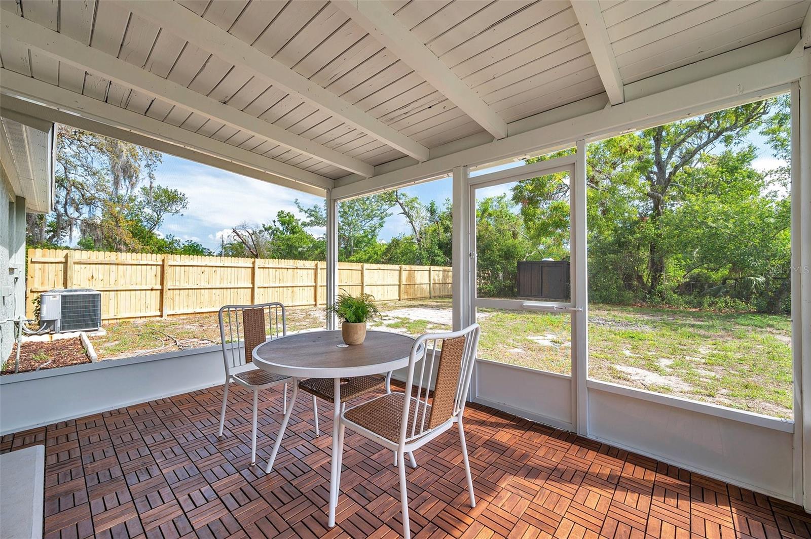 1216 E LEMON ST, TARPON SPRINGS, FL, 34689