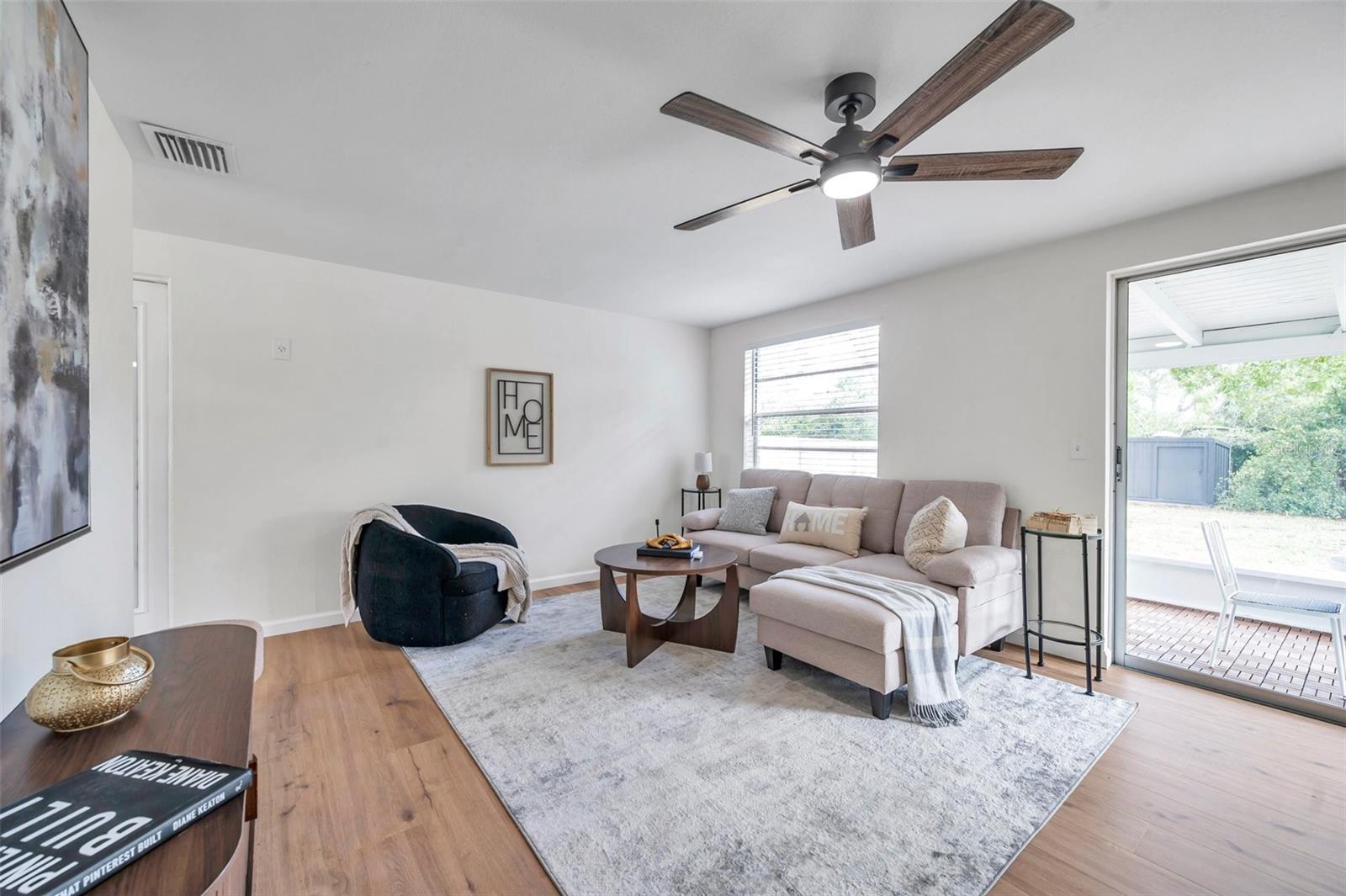 1216 E LEMON ST, TARPON SPRINGS, FL, 34689