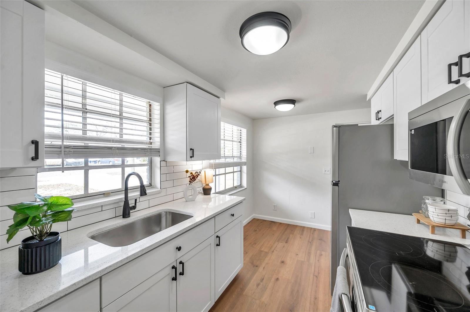 1216 E LEMON ST, TARPON SPRINGS, FL, 34689