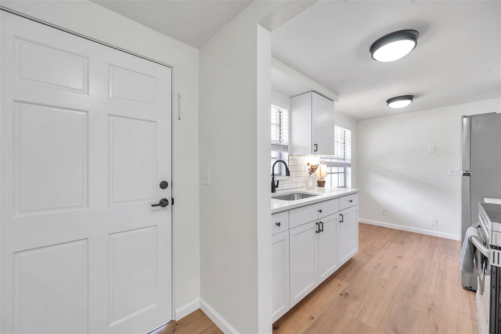 1216 E LEMON ST, TARPON SPRINGS, FL, 34689