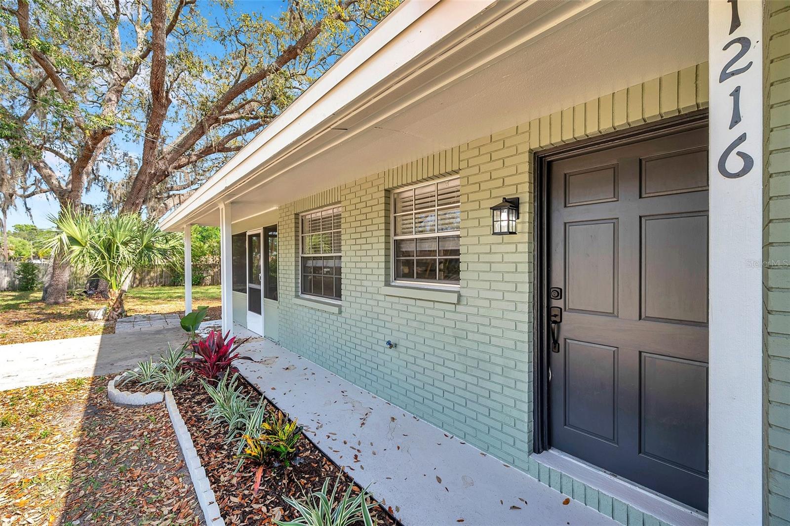 1216 E LEMON ST, TARPON SPRINGS, FL, 34689